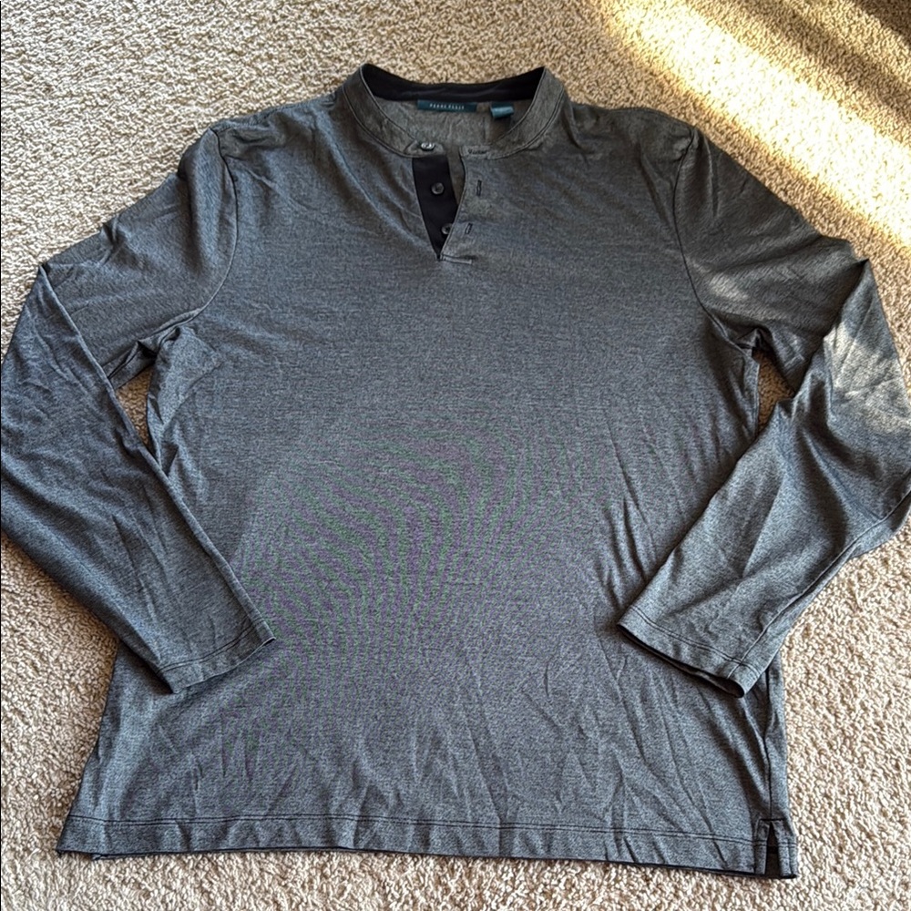 Men's Gray Shirt